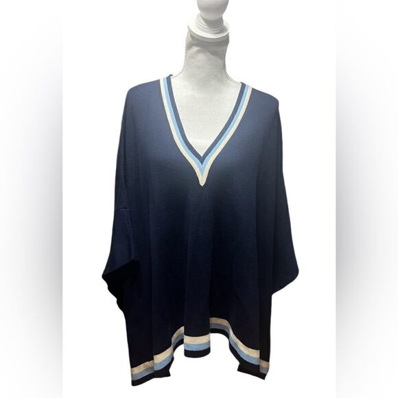 Tuckernuck Camden cream and blue soft sweater poncho - Picture 1 of 4